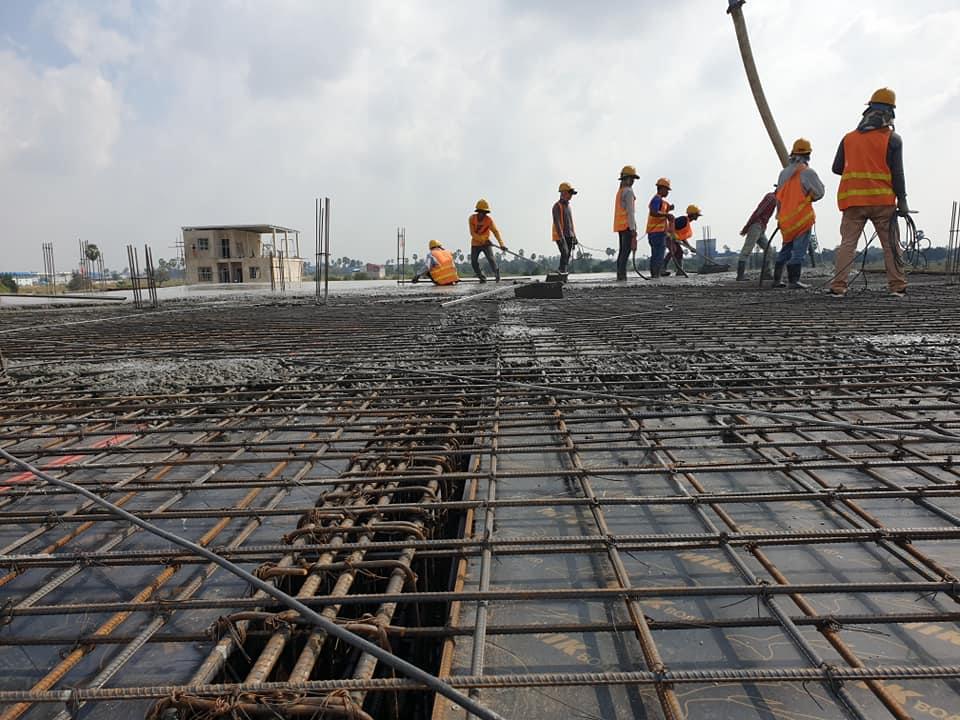 Piseth ជាងសំណង់