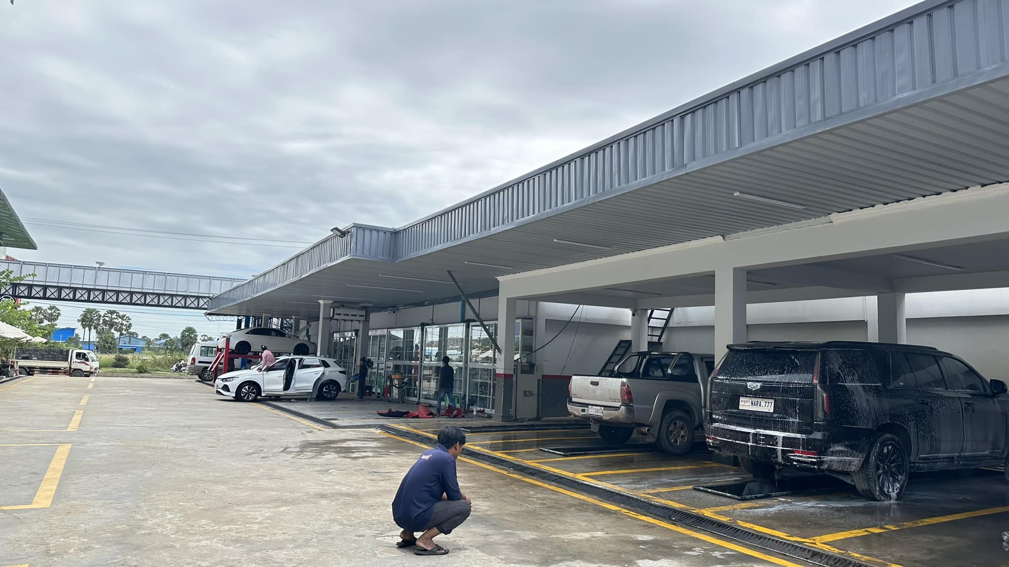 BH Plus មជ្ឈមណ្ឌលថែទាំ និង លាងរថយន្ត