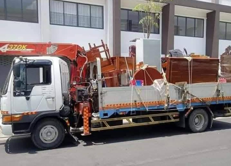 ឡានជួលដឹក អីវ៉ាន់រើផ្ទះ