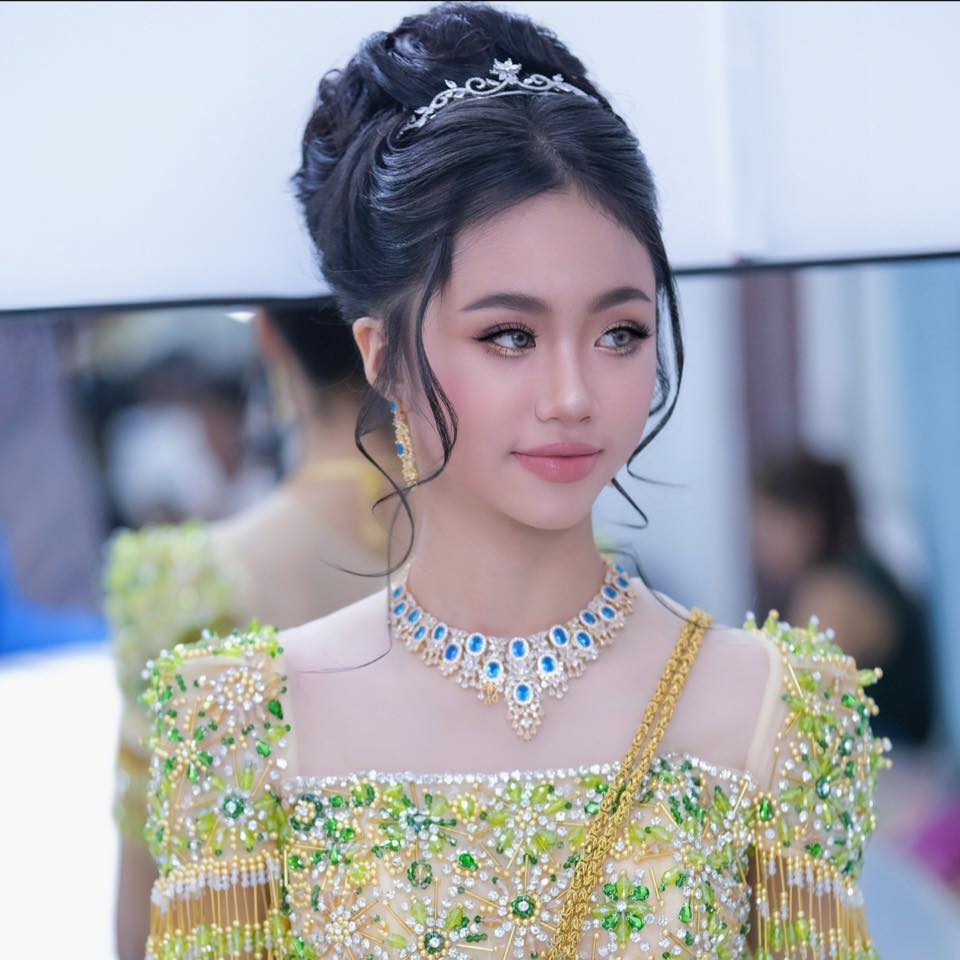 Heng Sokkhim Wedding Embellishment