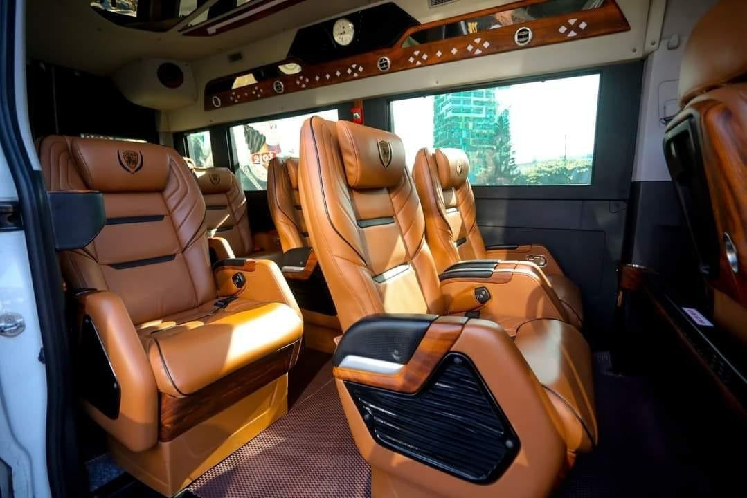 Thái Dương Bus Cambodia