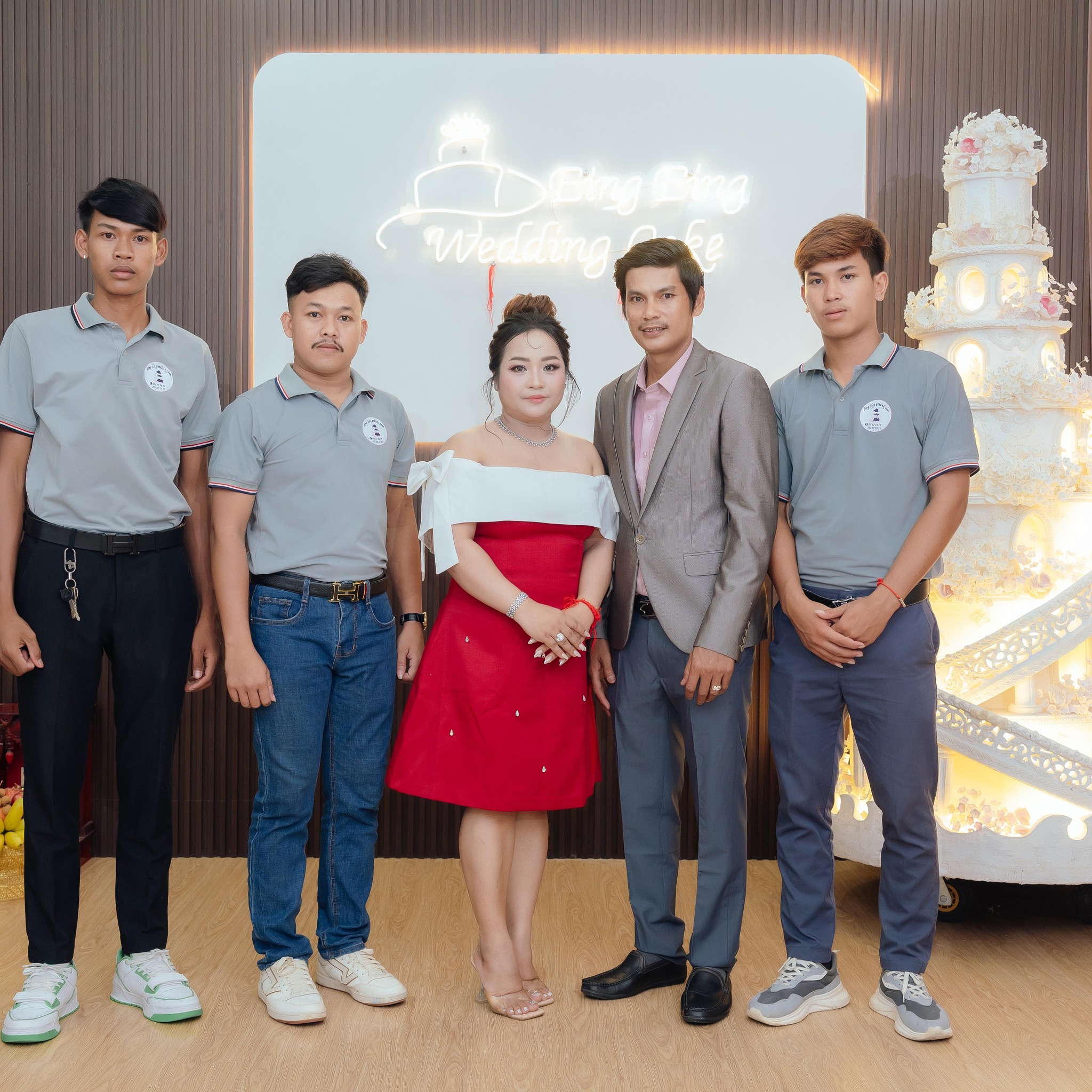 Eing Eing Wedding Cake